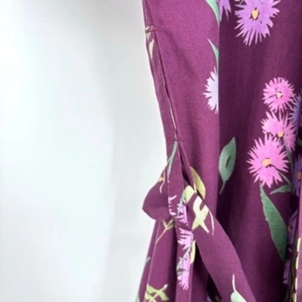 Uncommon Goods Juliet Meeks Birth Month Flower Robe Purple Aster‎ September XS/S